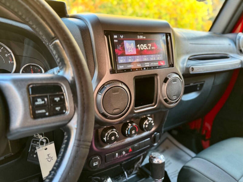 2016 Jeep Wrangler Willys Wheeler