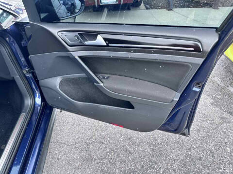 2016 Volkswagen Golf GTI