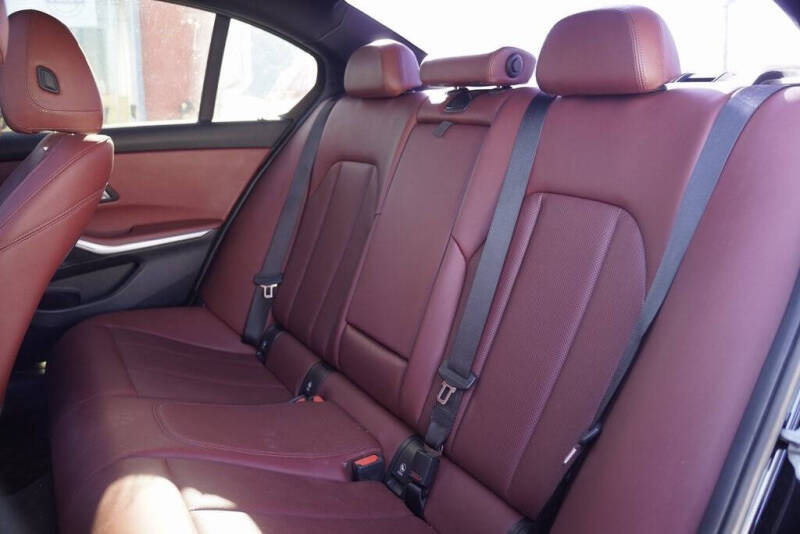 2022 BMW 3 Series 330i