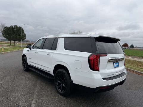 2021 GMC Yukon XL SLT
