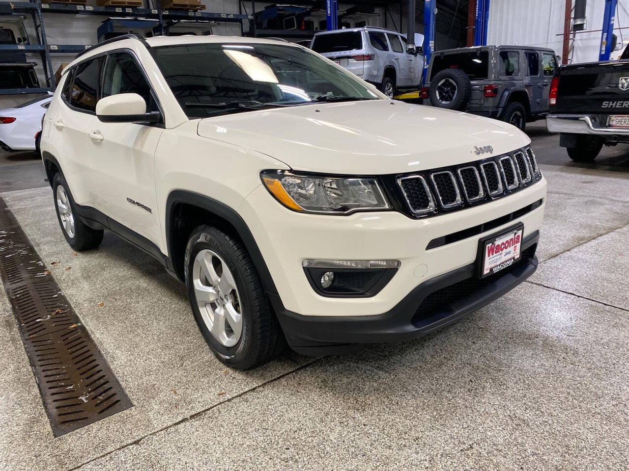 2019 Jeep Compass for sale at Victoria Auto Sales in Victoria, MN