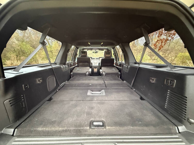 2012 Lincoln Navigator L