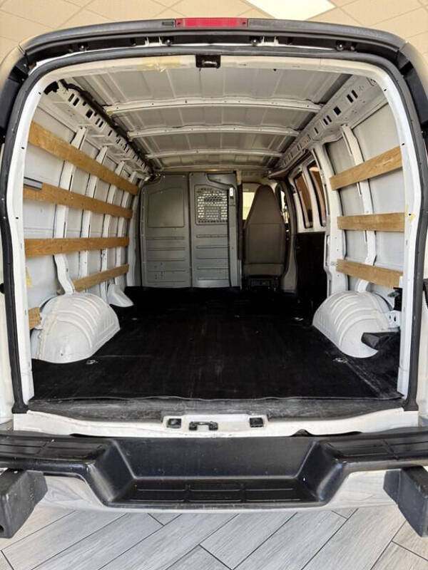 2018 Chevrolet Express 2500