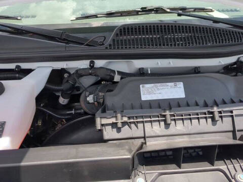 2025 Chevrolet Express 2500