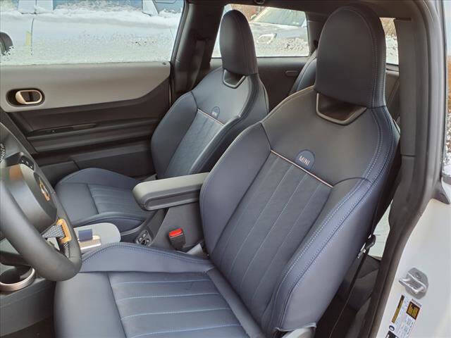 2025 MINI Hardtop 2 Door Cooper