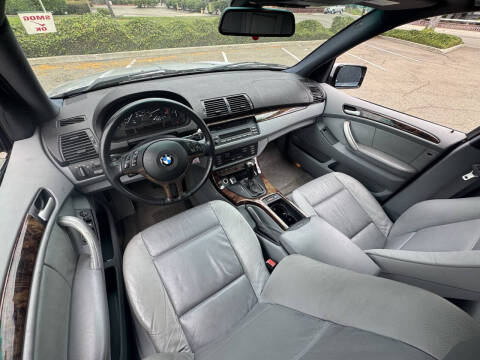 2002 BMW X5 3.0i