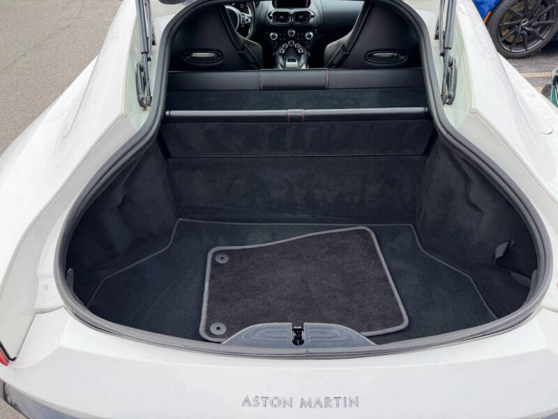 2019 Aston Martin Vantage