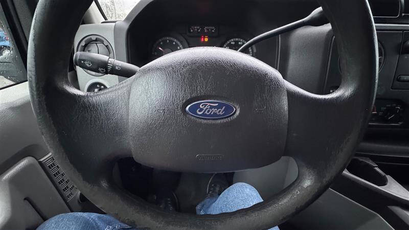 2013 Ford E-Series E-150