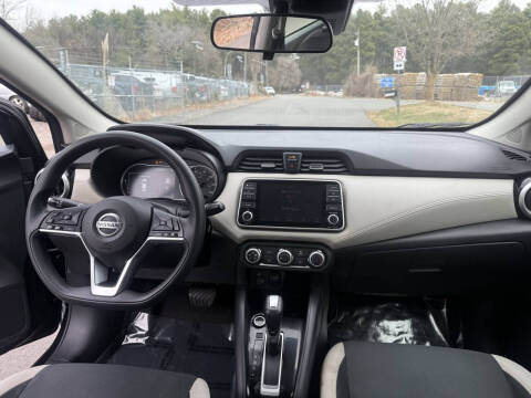 2020 Nissan Versa SV