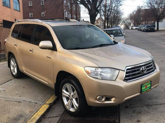2010 Toyota Highlander for sale at Sylhet Motors in Jamaica NY