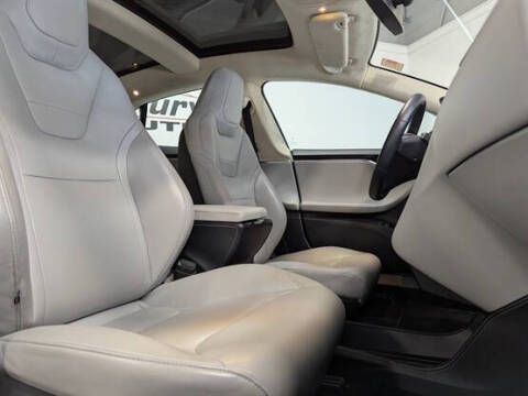 2015 Tesla Model S 85D