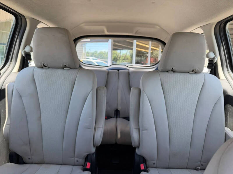 2015 Mazda MAZDA5 Sport