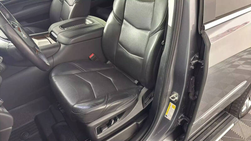 2020 Cadillac Escalade Premium Luxury