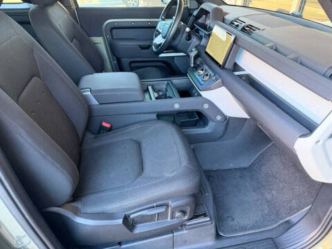 2022 Land Rover Defender 90 Standard