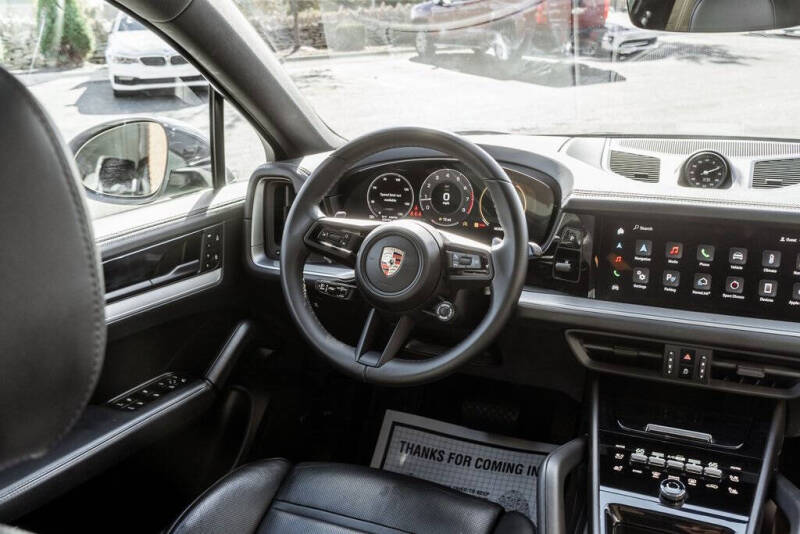 2024 Porsche Cayenne Coupe