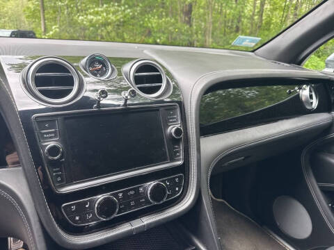 2018 Bentley Bentayga W12 Signature Edition