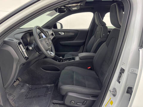 2024 Volvo XC40 Recharge Twin Plus