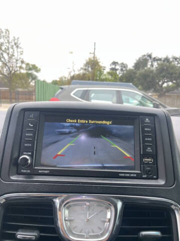 2013 Chrysler Town and Country Touring