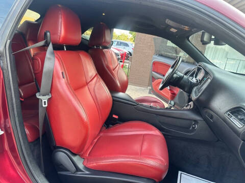 2017 Dodge Challenger SXT