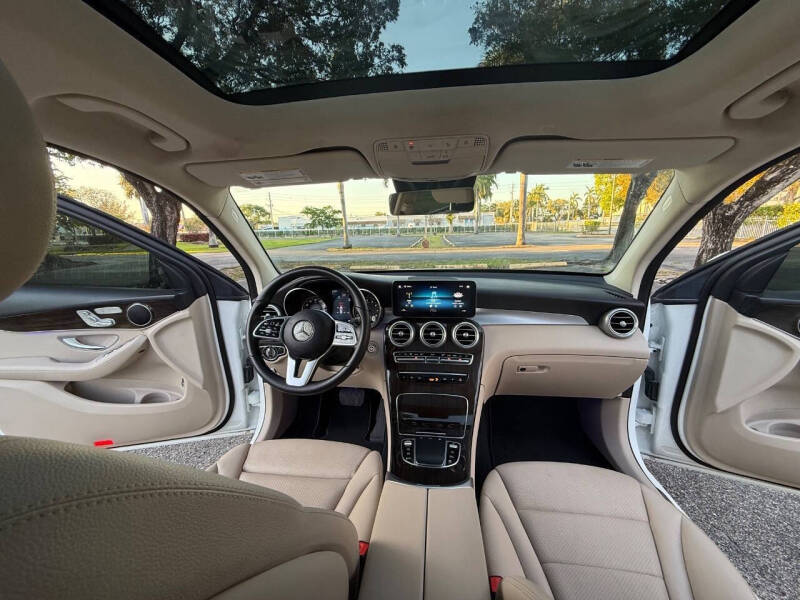 2022 Mercedes-Benz GLC GLC 300