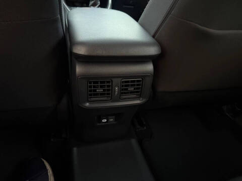 2024 Toyota RAV4 Prime SE