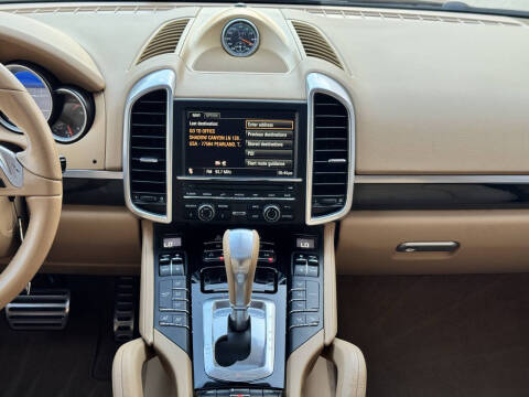 2012 Porsche Cayenne S