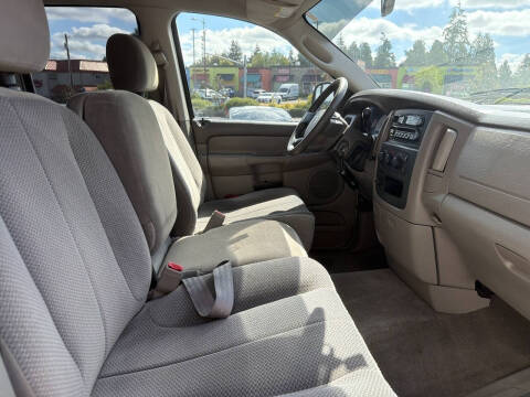 2004 Dodge Ram 3500 SLT