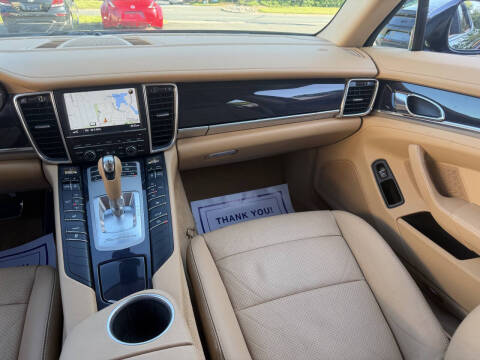 2012 Porsche Panamera