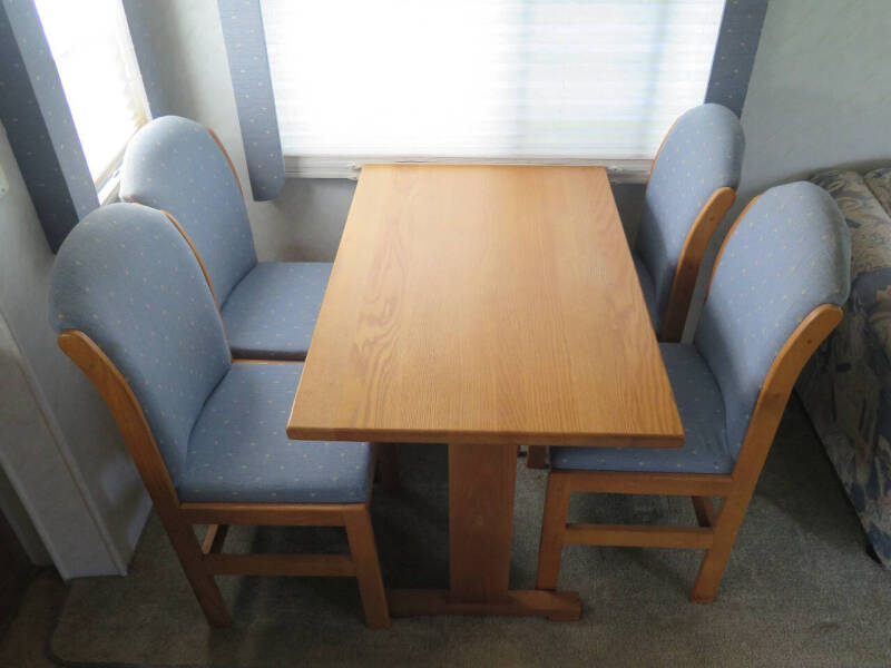 2000 Carriage Cameo F29RKS