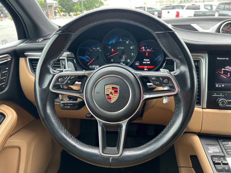 2017 Porsche Macan GTS