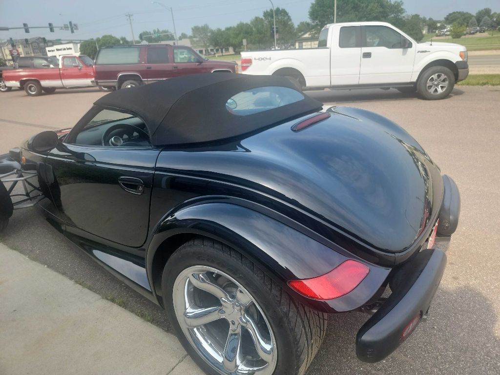 2000 Plymouth Prowler 21