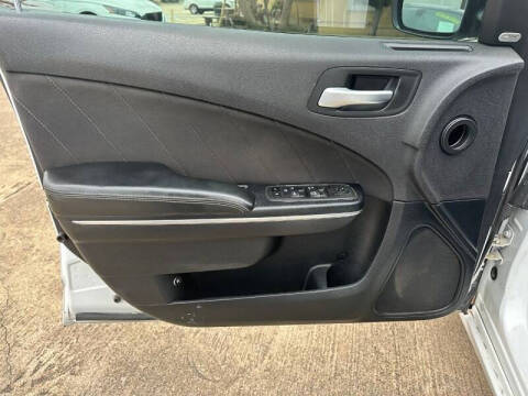 2015 Dodge Charger SXT