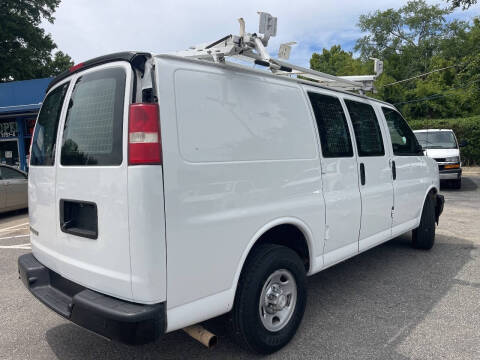 2017 Chevrolet Express 2500