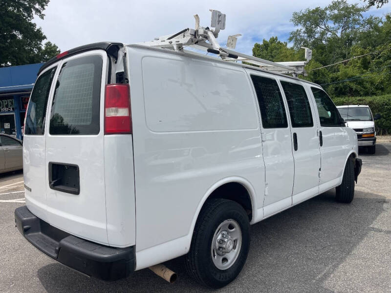 2017 Chevrolet Express 2500