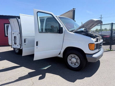 2004 Ford E-Series E-150