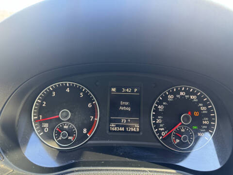 2012 Volkswagen Passat SEL