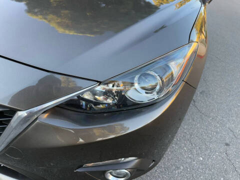 2015 Mazda MAZDA3 i Sport