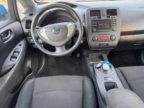 2014 Nissan LEAF S
