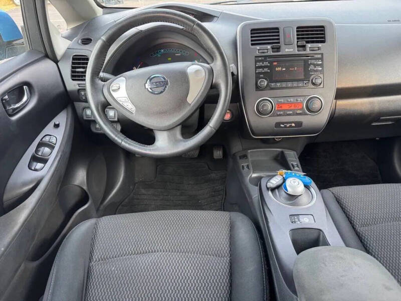 2014 Nissan LEAF S