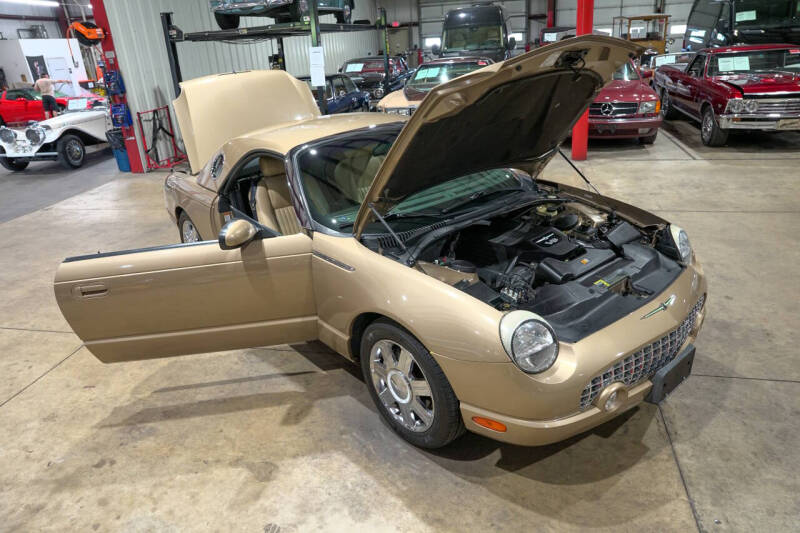 2005 Ford Thunderbird Deluxe