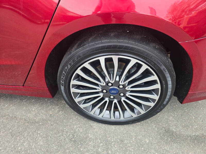 2017 Ford Fusion SE