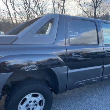 2005 Chevrolet Avalanche 1500 LS