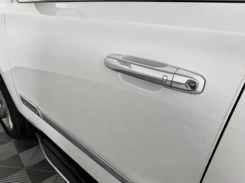 2019 Cadillac Escalade ESV Luxury