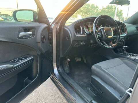 2018 Dodge Charger SXT