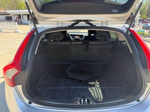 2018 Volvo V60 Cross Country T5 Platinum