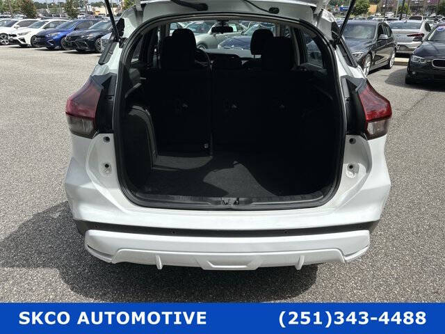 2024 Nissan Kicks SV