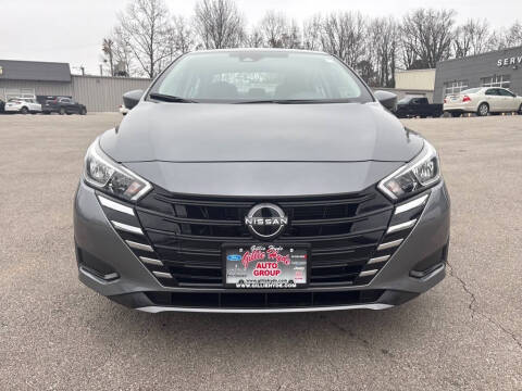 2023 Nissan Versa SV