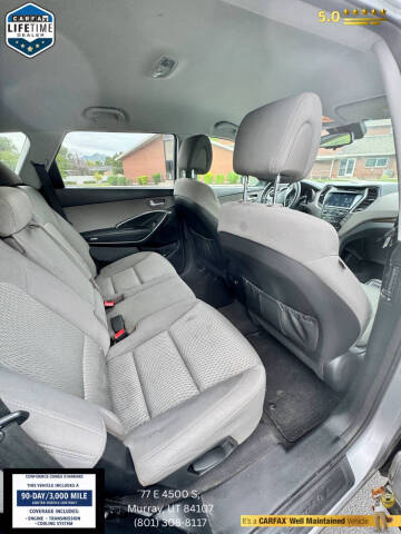 2017 Hyundai Santa Fe SE