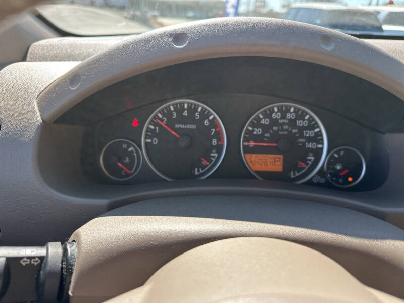 2012 Nissan Pathfinder Silver Edition