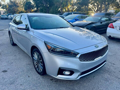 2017 Kia Cadenza Limited